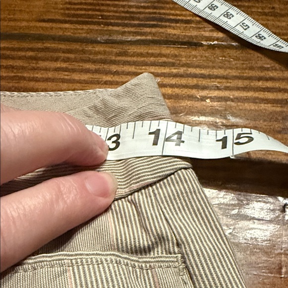 Dockers Tan Pinstriped capris - Picture 6 of 8